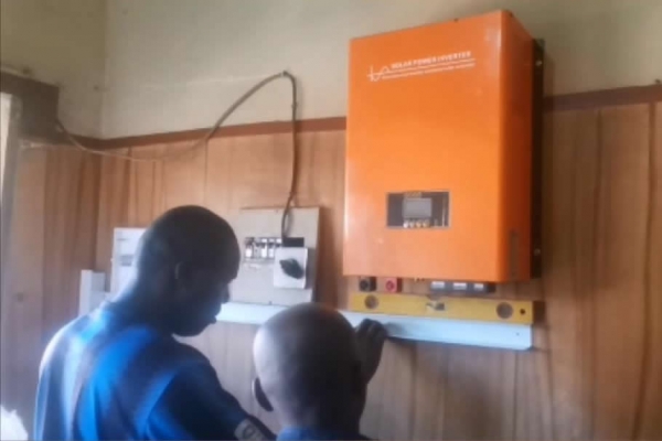 5KW/48V Hybrid inverter install in Zimbabwe